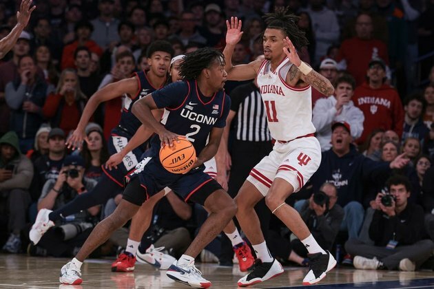 No. 5 UConn rolls past Indiana at Empire Classic