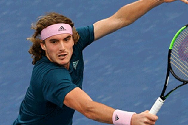 Tsitsipas coasts past Zverev to reach ATP Finals semis