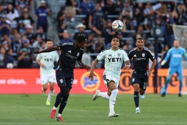 David Vazquez's first 2 MLS goals help San Diego rout Austin