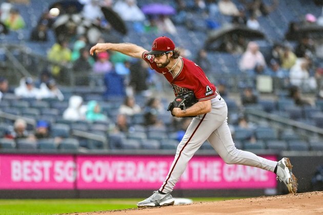 Astros, D-backs square off looking to solidify playoff spots