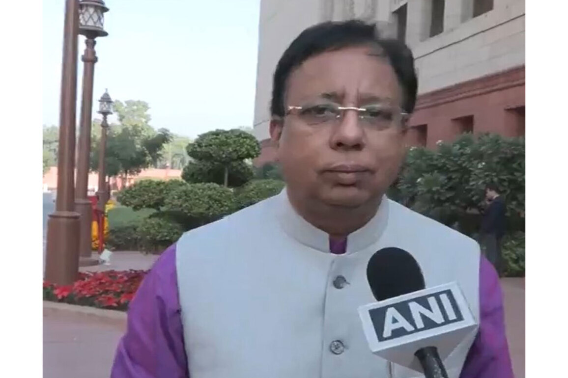 "Congress in phase of extinction, why would he give up pleasure of foreign trips?": Sanjay Jaiswal's jibe at Rahul Gandhi