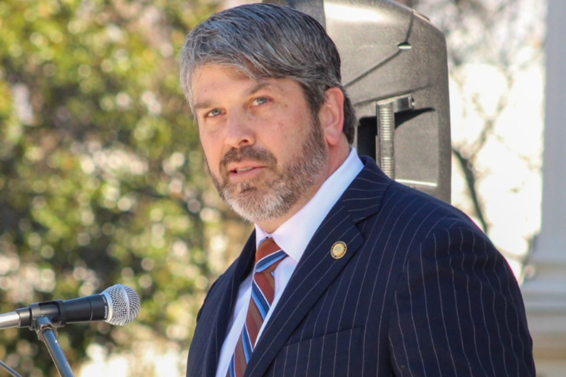 Alabama Senate Pro Tem closes door on legal gaming push in 2025