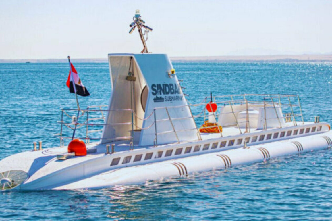 Six Russian Tourists Die as Submarine Sinks Near Egypts Hurghada