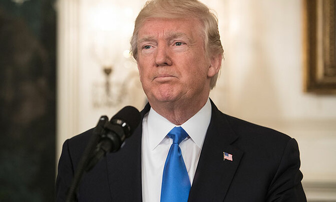 Trump probed for 'possible obstruction of justice' Trump probed for 'possible obstruction of justice'