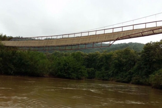Two Students Dead in Lao Bridge Collapse