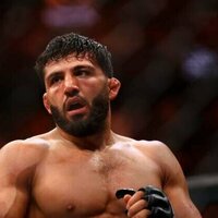UFC Fight Night Qatar: Arman Tsarukyan earns submission victory in return from extended absence