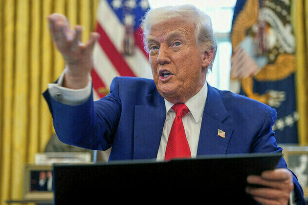 Trump threatens Iran with military force