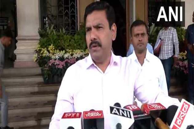 "We condemn Tughlak Durbar attitude of Congress": BJP to oppose Karnataka's 4% minority quota