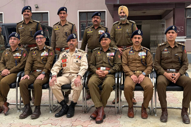 J-K: DGP Nalin Prabhat reviews security, counter-terror operations in Awantipora