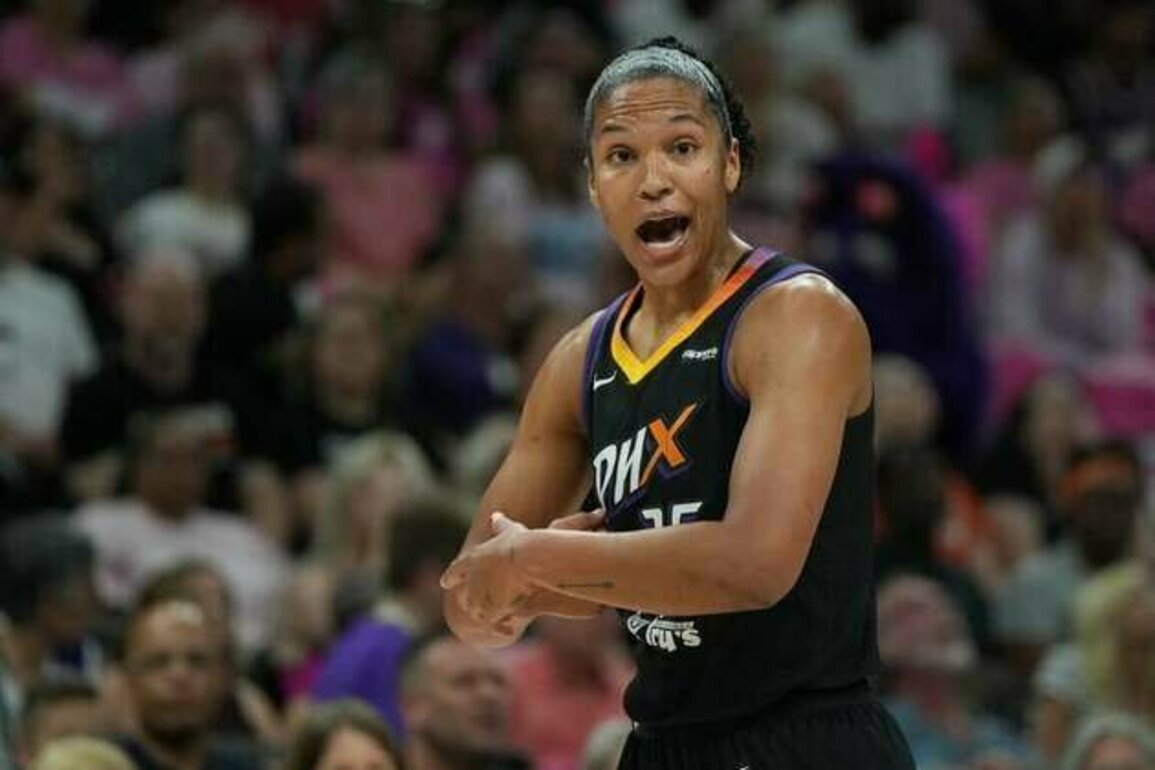 Alyssa Thomas nets another triple-double in Mercury win