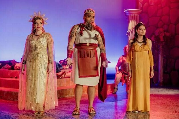 New NZ TV series Happiness gives us an engaging musical peak behind the amateur theatre curtain