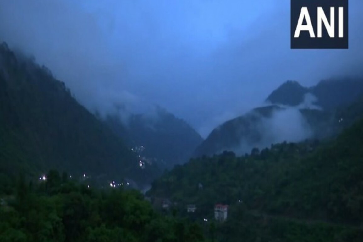 Uttarakhand: Heavy rains lash parts of Rudraprayag, landslide alert for Tehri, Uttarkashi, Chamoli