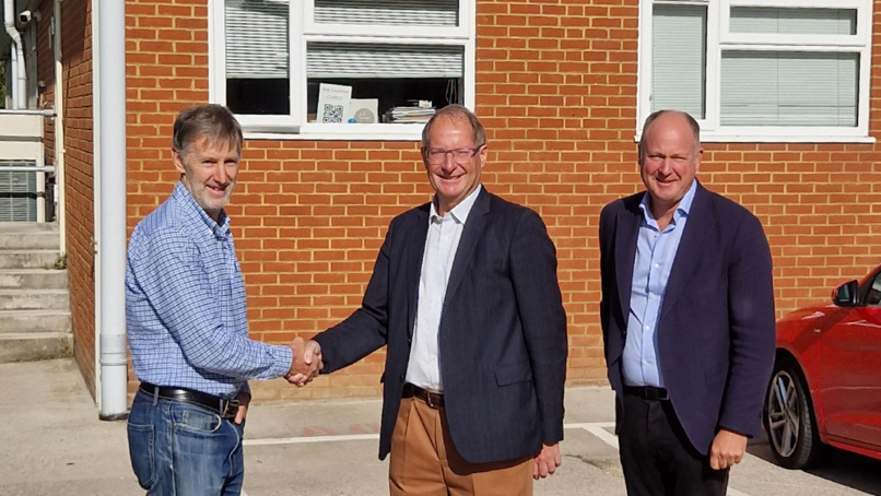 L to R: David Nye with Covers’ Chairman Rupert Green and Covers’ Managing Director Henry Green. 