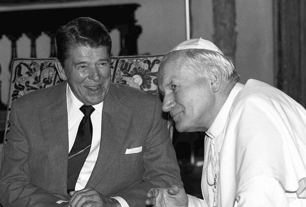 In Biden&#039;s visit with the pope, a page from Reagan&#039;s playbook?