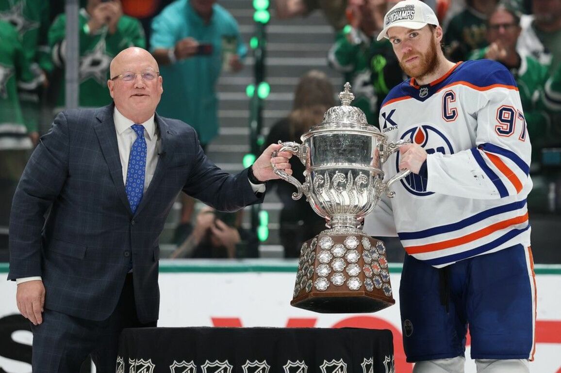 Oilers killer instinct buries Dallas, books spot in Stanley Cup Final