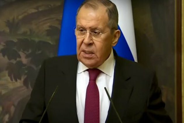 Lavrov: Some states hinder return of the displaced Syrians