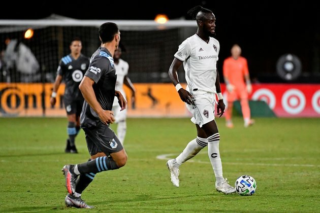 Surging Loons play host to rusty Rapids