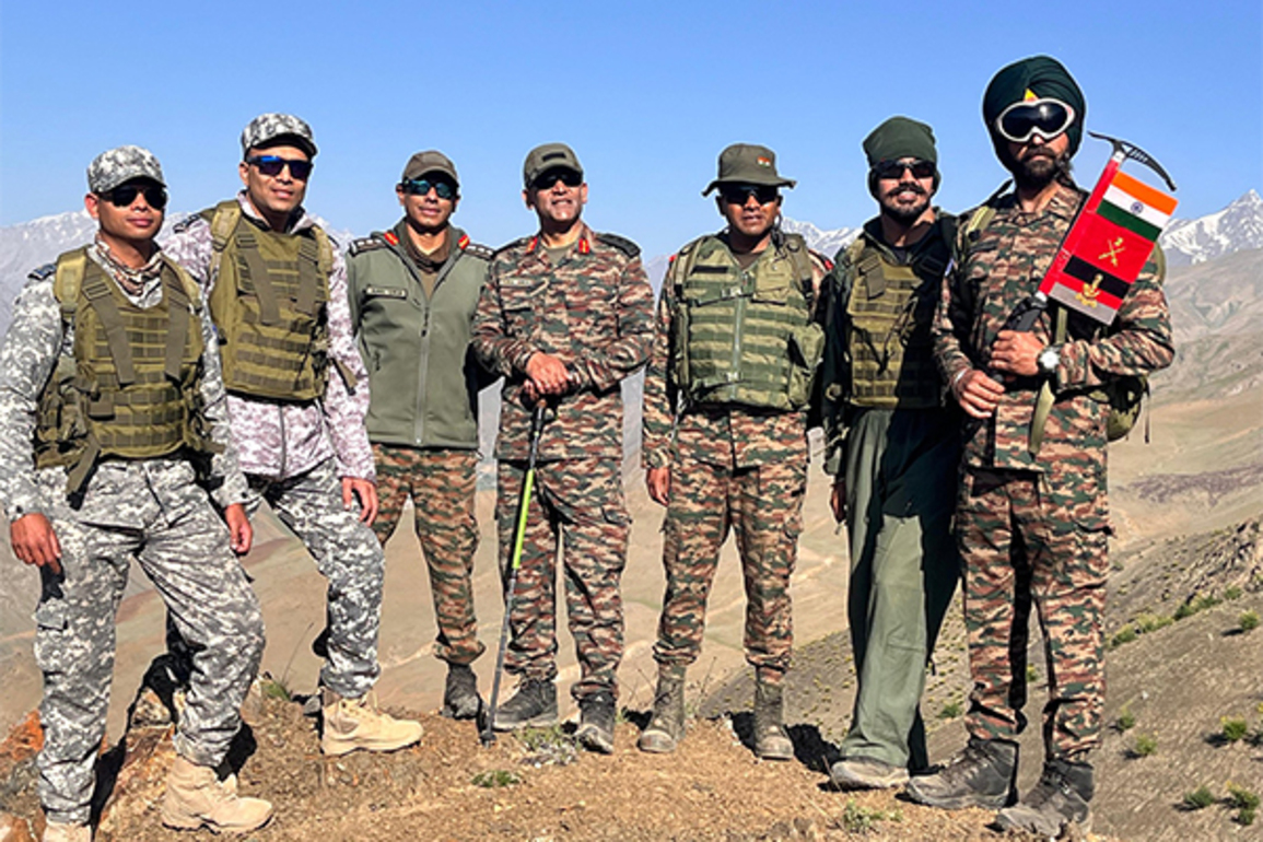 Indian Army conducts expedition to Tololing Top as a run up to 26th anniversary of Kargil Vijay Diwas