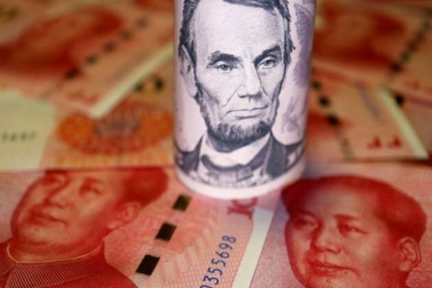 US dollar gains strength as Chinese Yuan depreciates amid its shrinking economy