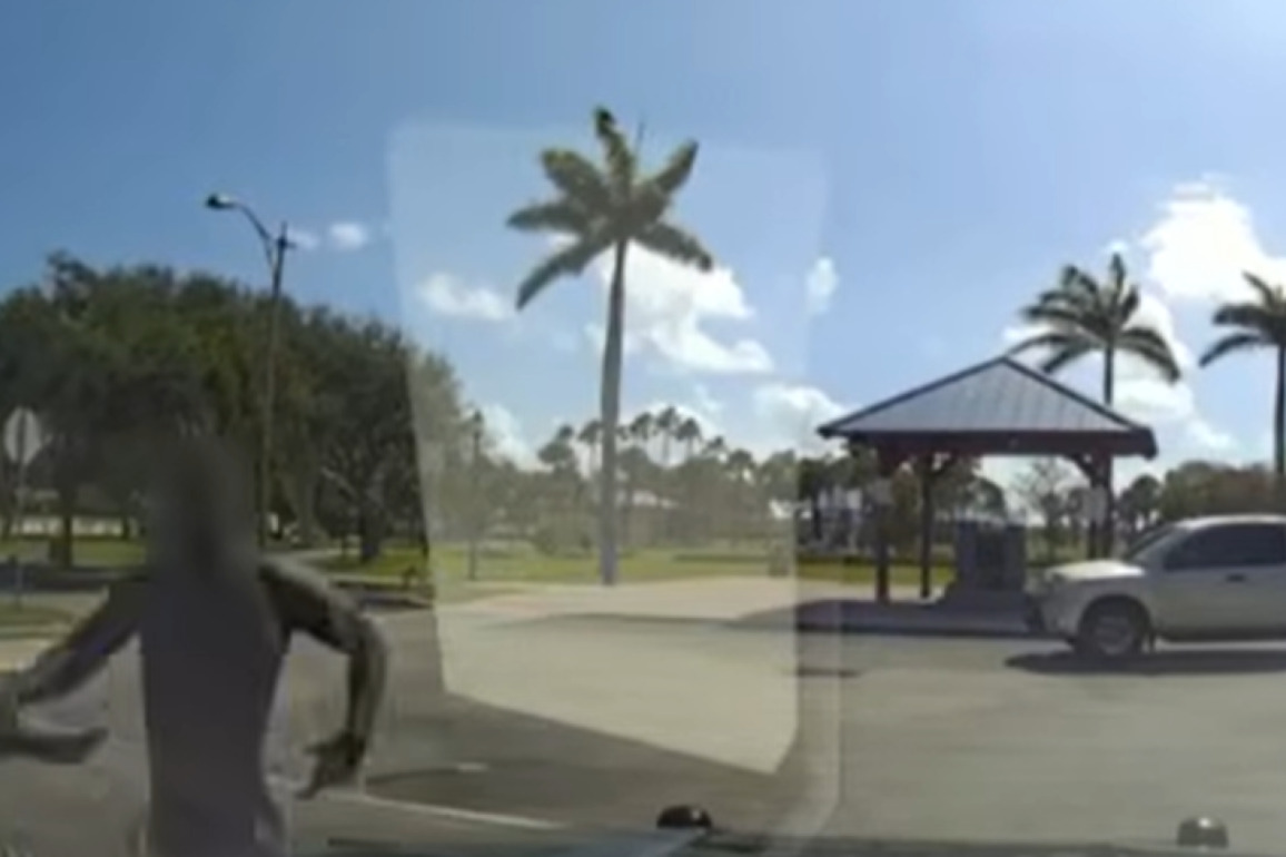BWC- Fla. man threatens father, officers with machete before fatal OIS
