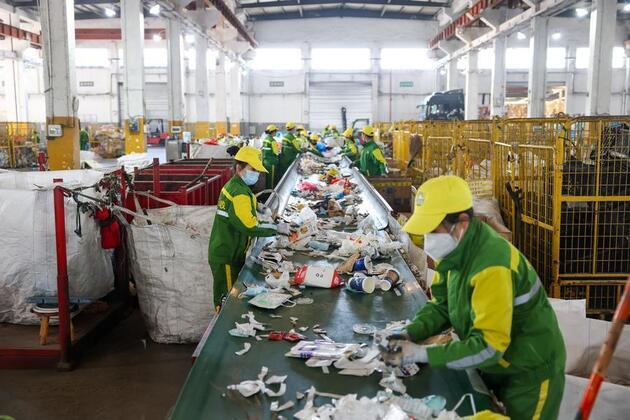 From trash to cash -- tech-driven recycling boosts circular economy in China