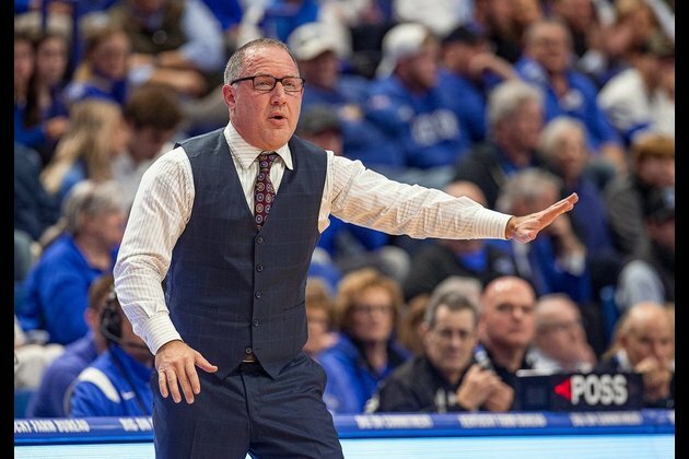 Texas AM sneaks past Vandy to extend hot SEC start