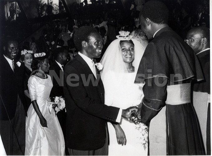 iria alule bote with husband on their wedding day ovember 9 1963