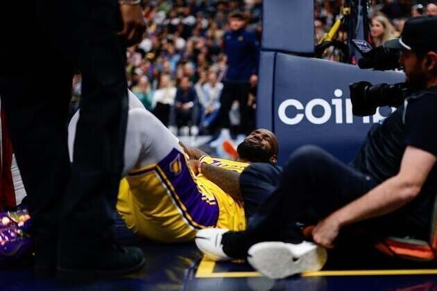 Lakers star LeBron James (elbow) sitting out vs. Pacers