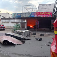 Gas cylinder explosion at Hyderabad fast-food outlet leaves one injured