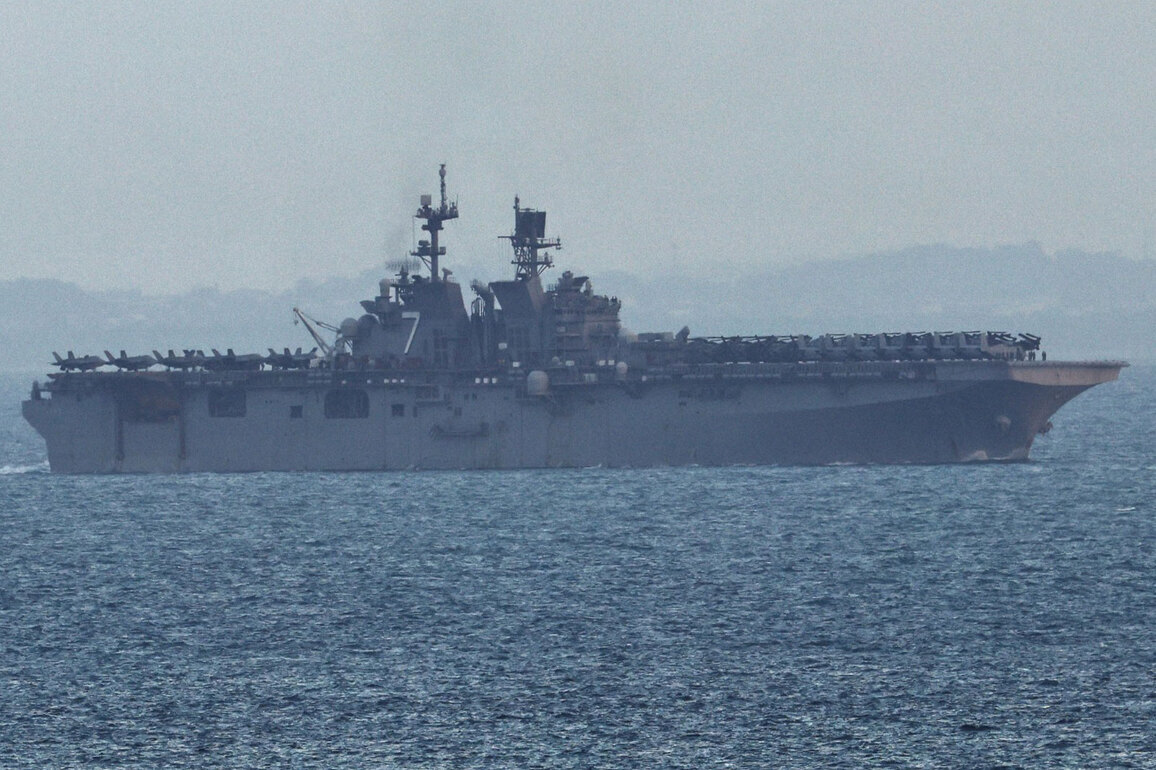 US Navy Warship said to be ferrying additional marines to Gulf region tracked off Singapore: Report