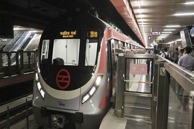 Delhi: Man commits suicide at Adarsh Nagar metro station