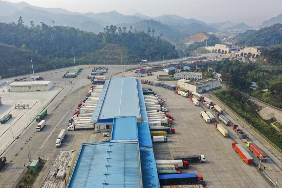 Interview: China's further opening-up strengthens ties with Global South, says Thai economist