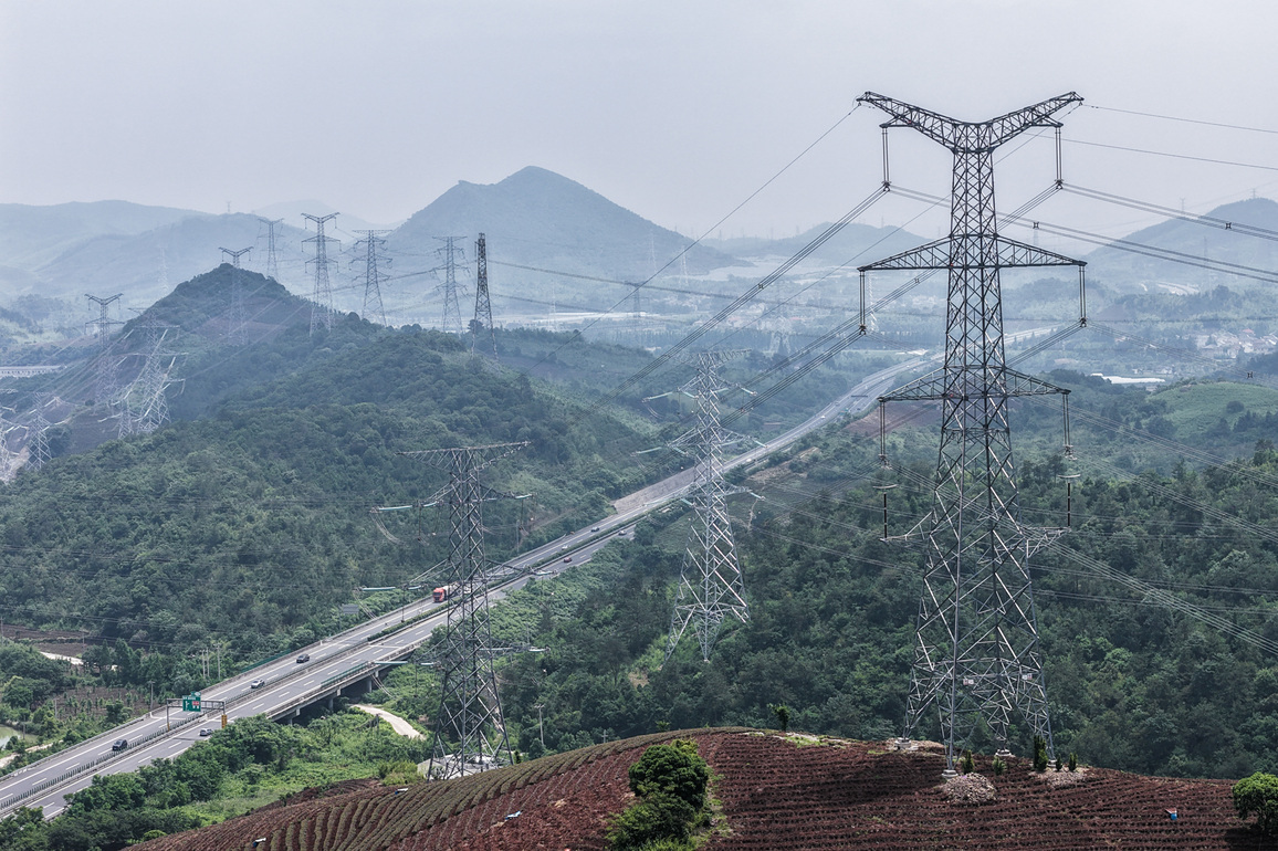 CHINA-ZHEJIANG-HUZHOU-POWER GRIDS-CONSTRUCTION (CN)