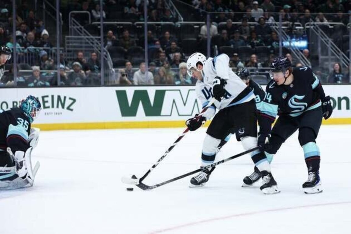 Mammoth score 6 unanswered goals in rout of Kraken