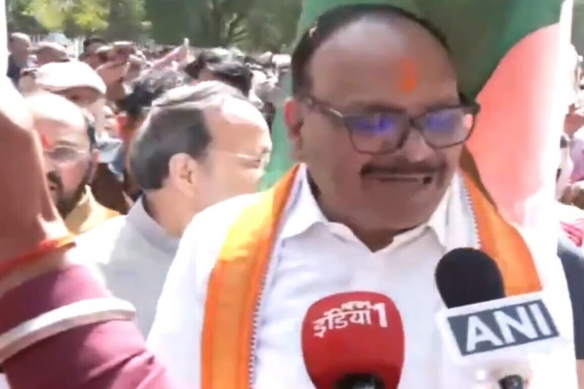 "Samajwadi Party would have to bear consequences": UP DyCM Brajesh Pathak on Women's Reservation Bill setback in LS