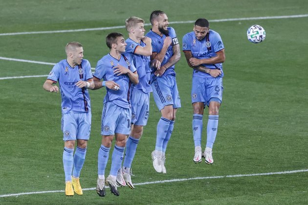 Slumping Columbus looks to fend off NYCFC