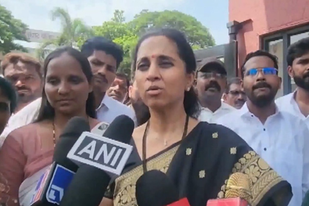 "CM Fadnavis also wrote a long piece in the newspaper": Supriya Sule defends Rahul Gandhi's remarks on ECI