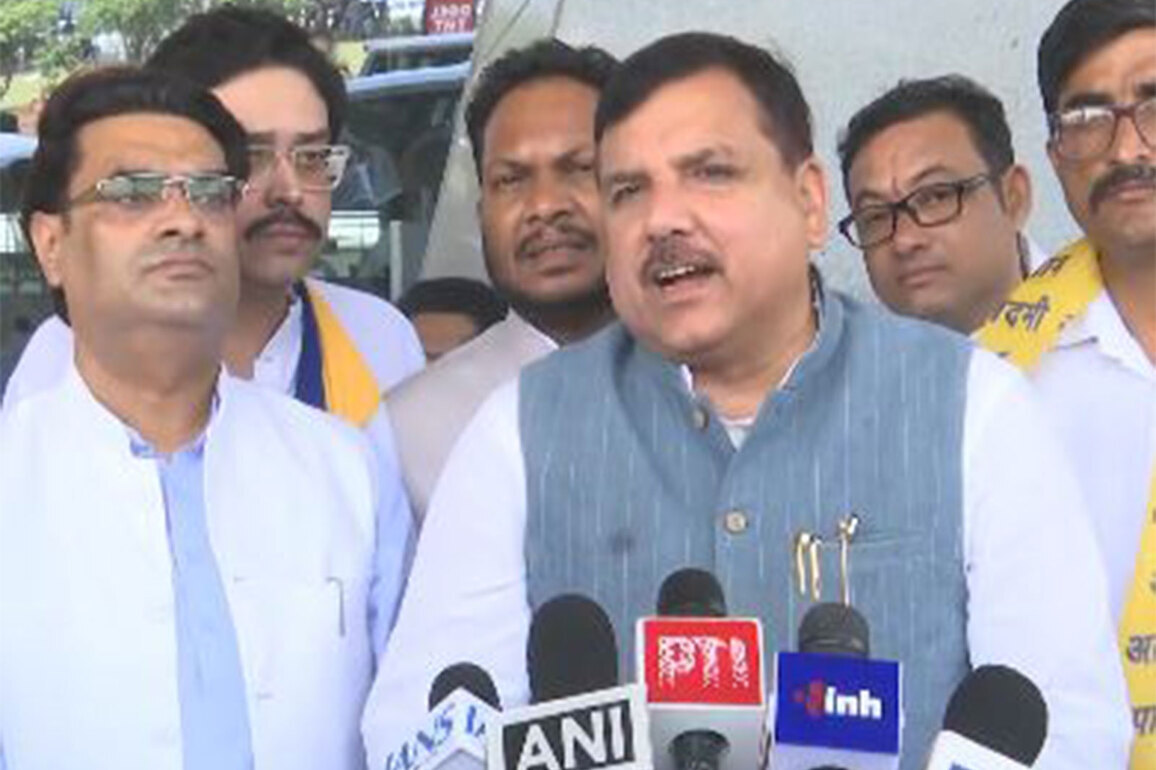 Rising LPG prices another burden on citizens, claims AAP's Sanjay Singh
