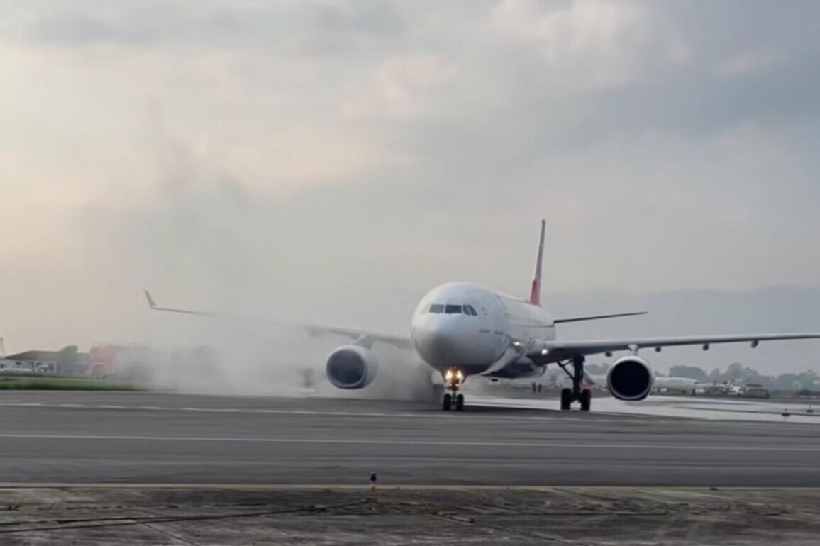 Nepal: Turkish Airlines planes suffer tyre fire during landing, all 278 passengers safely evacuated