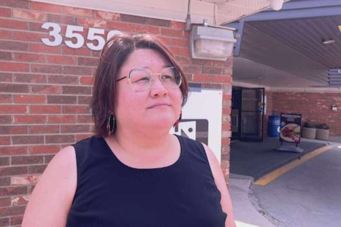 From strawberry farm to car dealership, Manitobans offer fire evacuees a place to stay