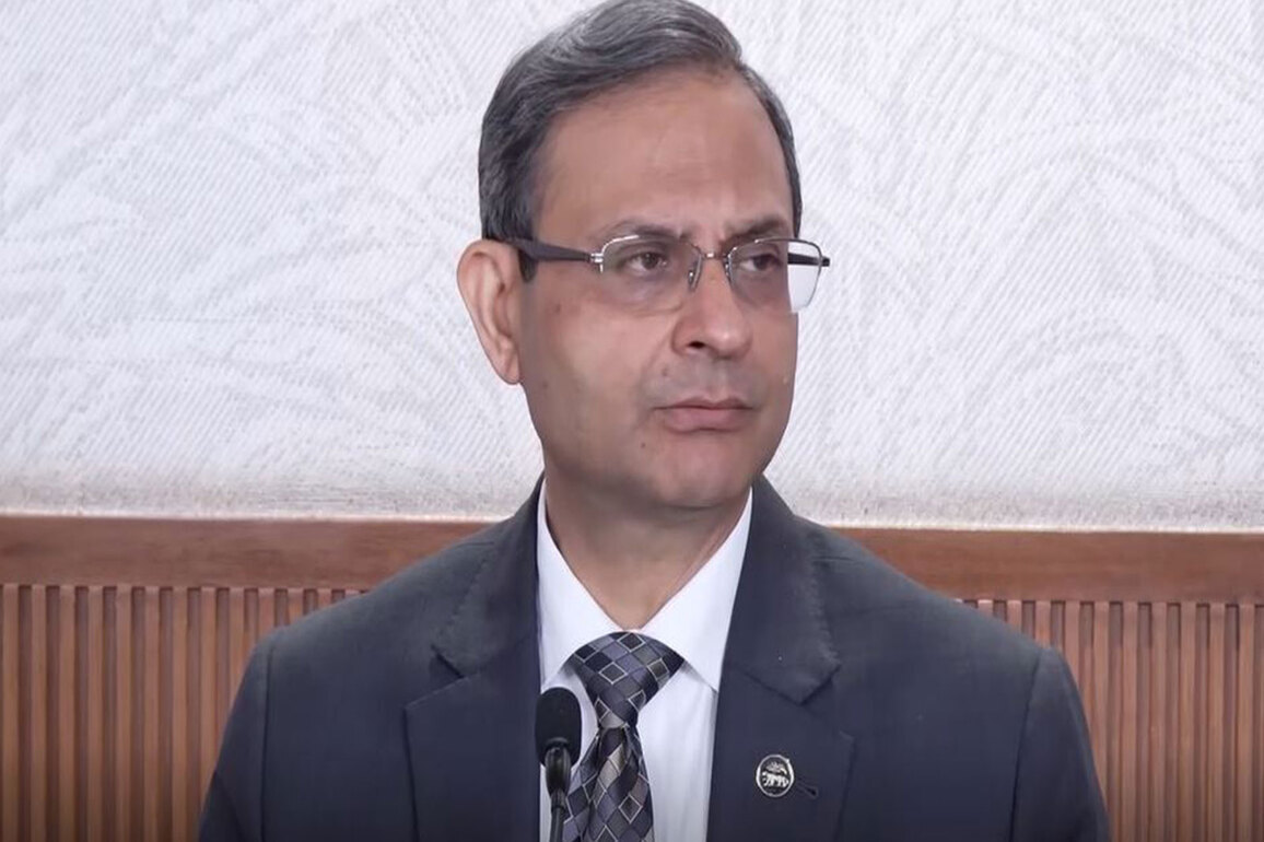 RBI vigilant on rupee volatility, welcomes tax relief for foreign investors in G-Secs