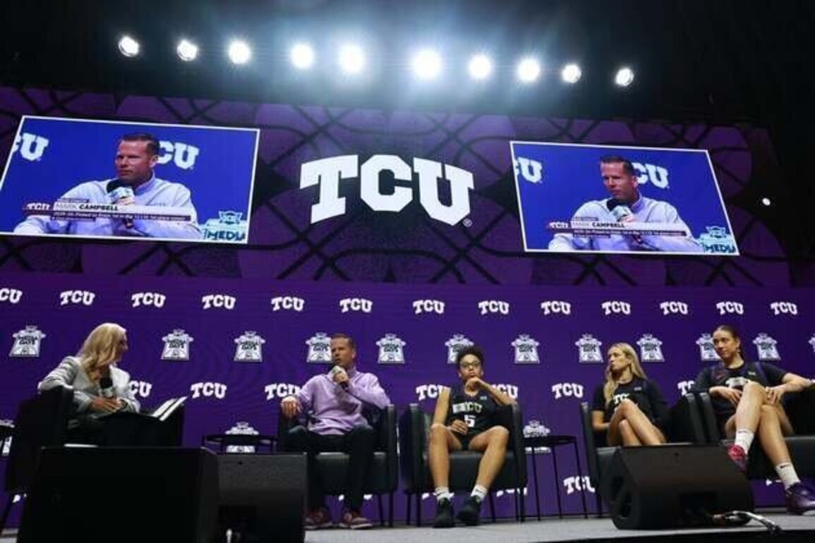 Women's Top 25 roundup: No. 8 TCU routs UTEP