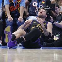Lakers' Luka Doncic to have MRI on strained hamstring