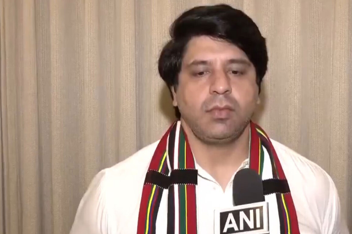 "'Aatanki bachao gang' is back at work again": BJP's Shehzad Poonawalla slams Mehbooba Mufti remarks on Delhi blasts