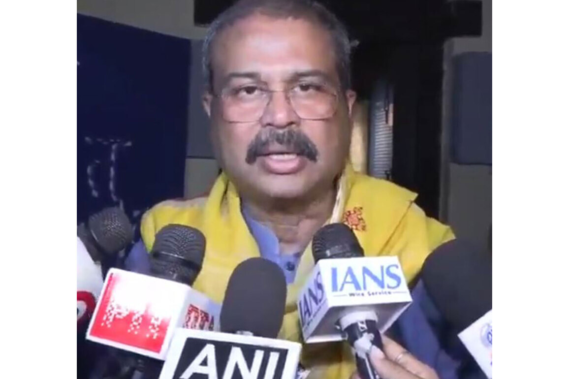 "Change is certain": Dharmendra Pradhan predicts TMC exit as Bengal enters phase 2 polls