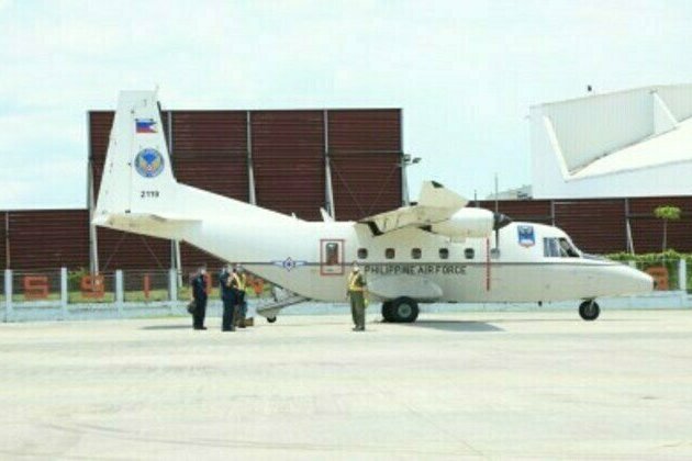 PAF aircraft suffers tire mishap in Laoag