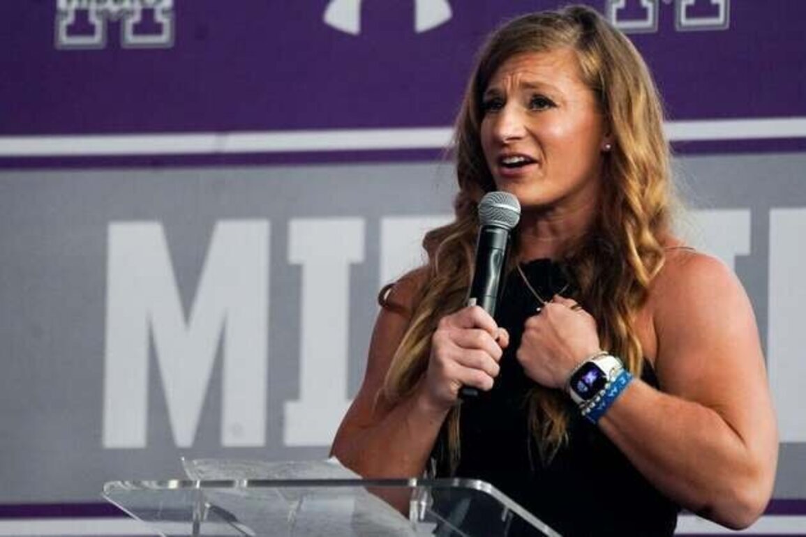 Reports: Kayla Harrison injured, out of UFC 324 co-main event