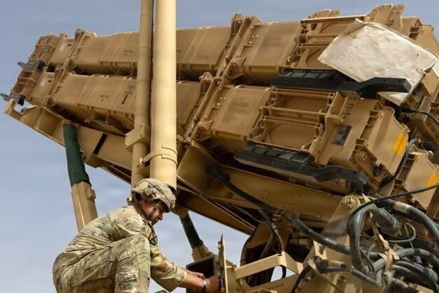 Far From The Battlefield, Hawaii Pushes Trump On Weapons For Ukraine