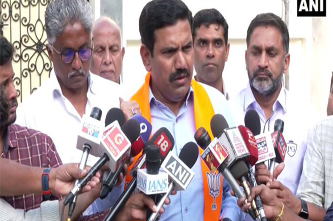 Congress Govt's caste survey is attempt to divide Hinduism: Karnataka Oppn leader R Ashoka