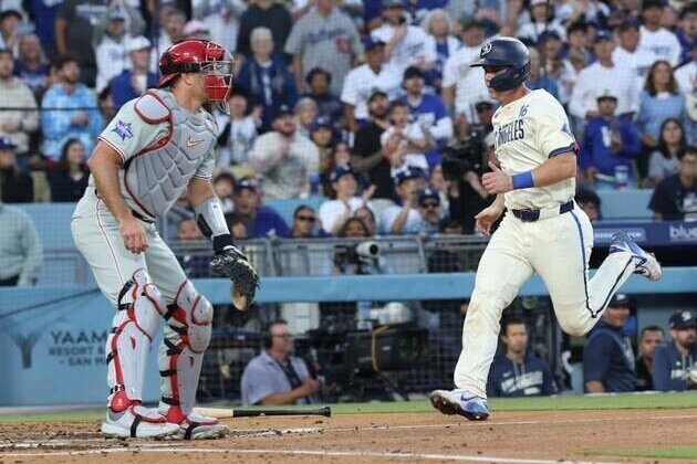 Edmundo Sosa's 2-run homer helps Phillies rally past Dodgers